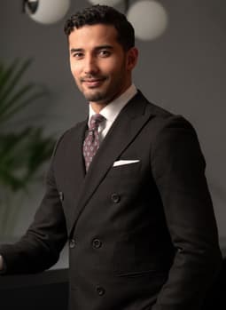 Laziz Khalmatov