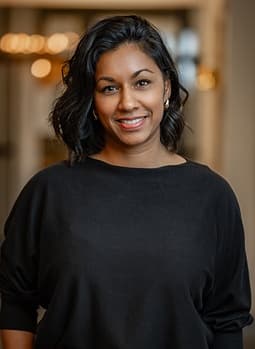 Petra Weeraratne